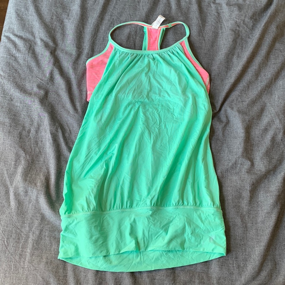 Lululemon built in bra top